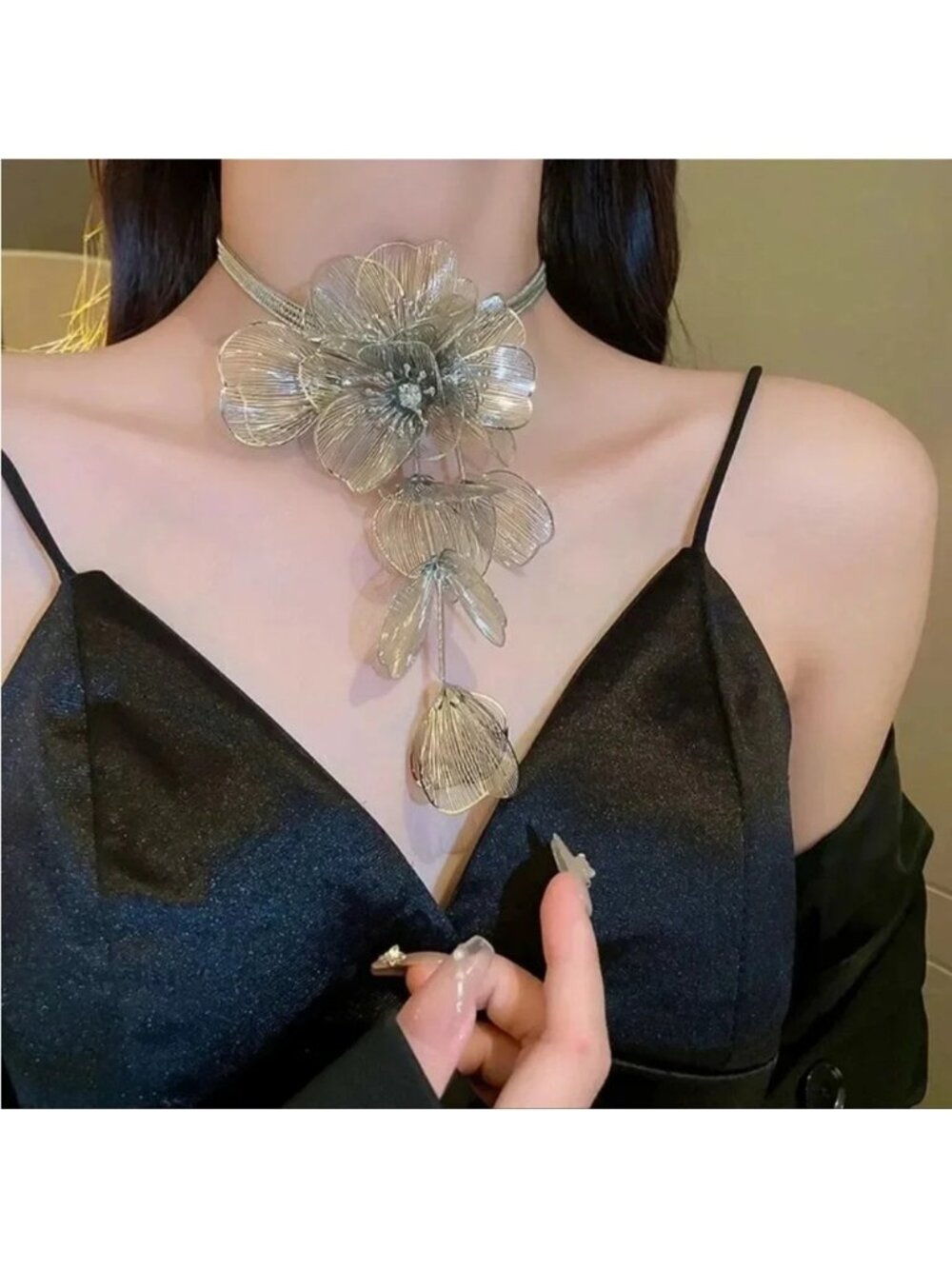 Silver Floral Statement Necklace with Dimensional Design